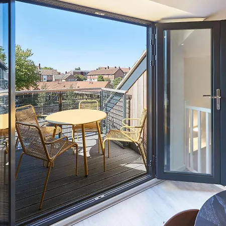 Host & - St Johns Mews Apartamento